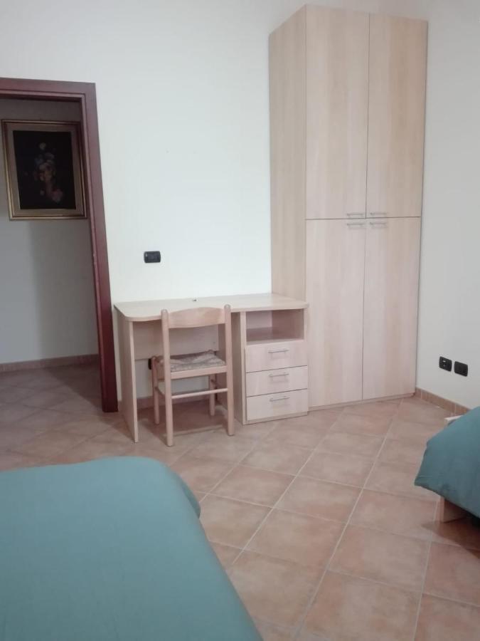 BussoLa Casa Di Mezzo-Affitti Brevi-Zona Ospedali别墅 外观 照片