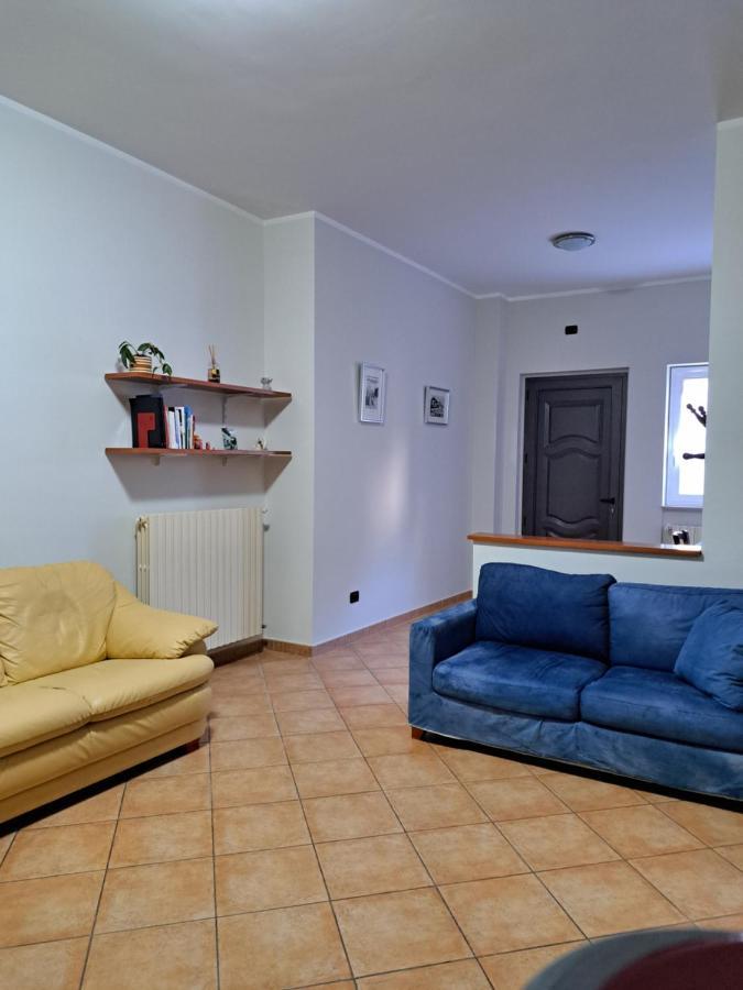 BussoLa Casa Di Mezzo-Affitti Brevi-Zona Ospedali别墅 外观 照片