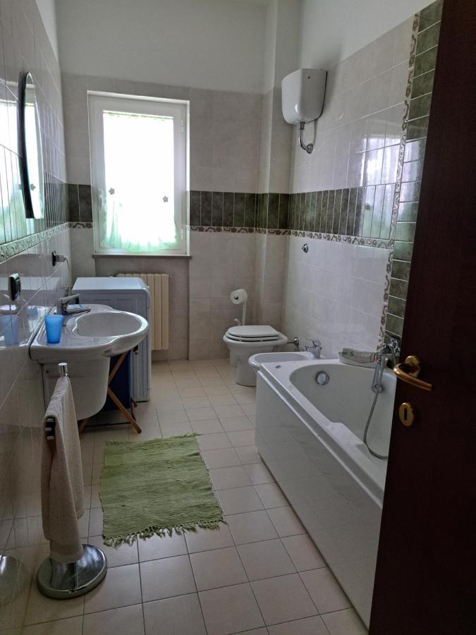 BussoLa Casa Di Mezzo-Affitti Brevi-Zona Ospedali别墅 外观 照片