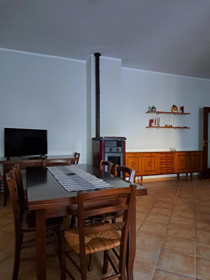 BussoLa Casa Di Mezzo-Affitti Brevi-Zona Ospedali别墅 外观 照片