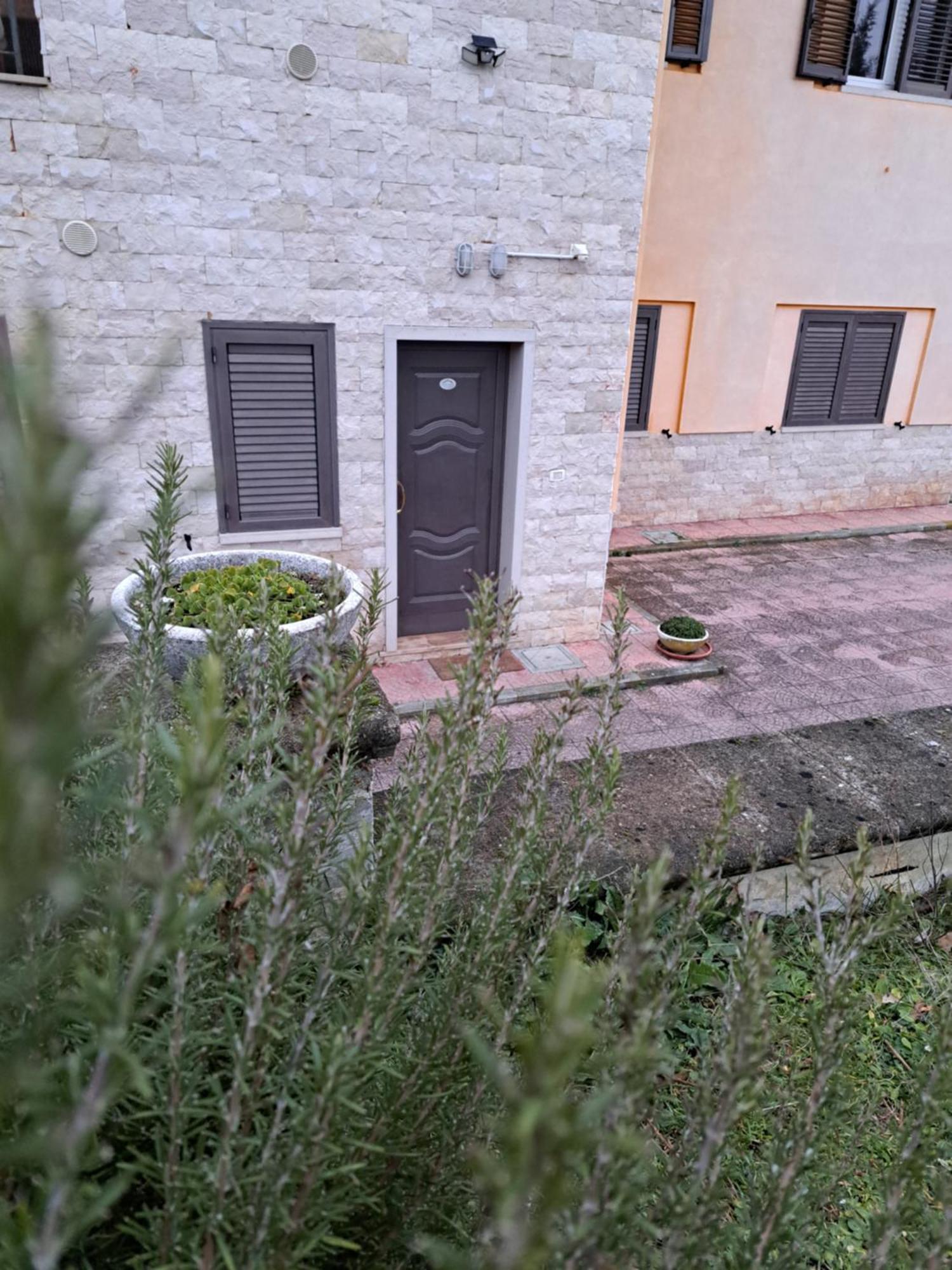BussoLa Casa Di Mezzo-Affitti Brevi-Zona Ospedali别墅 外观 照片