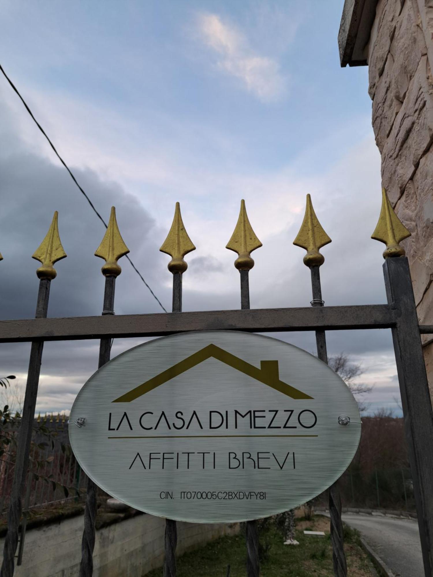 BussoLa Casa Di Mezzo-Affitti Brevi-Zona Ospedali别墅 外观 照片
